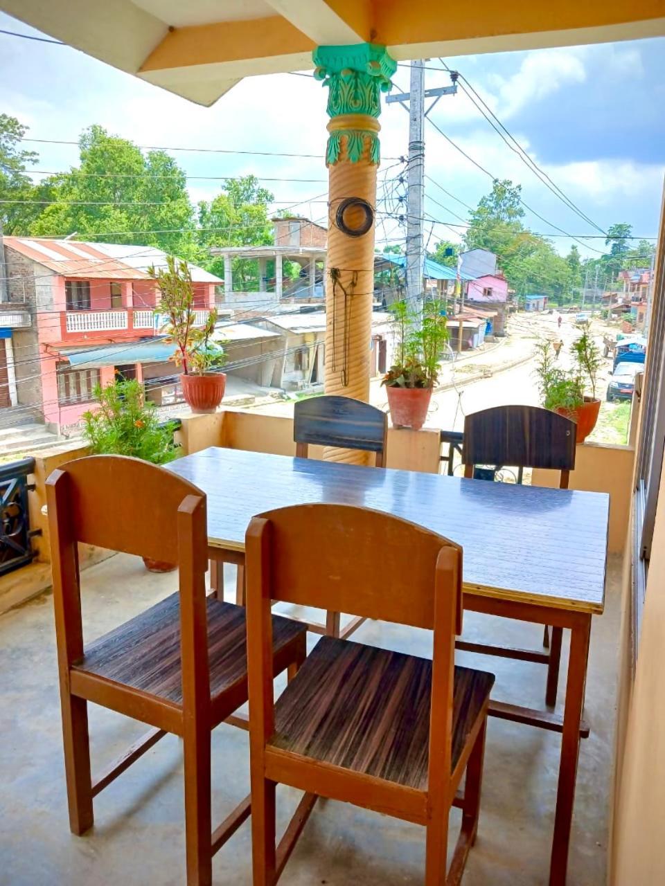 Tiger Corner Inn Homestay โซราฮา ภายนอก รูปภาพ
